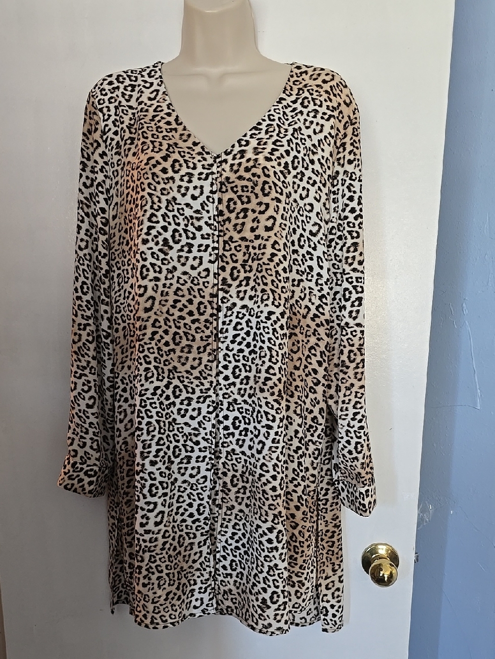 Chico's Leopard Print V-Neck Long Sleeve Tunic Size L Chico's 2 NWOT